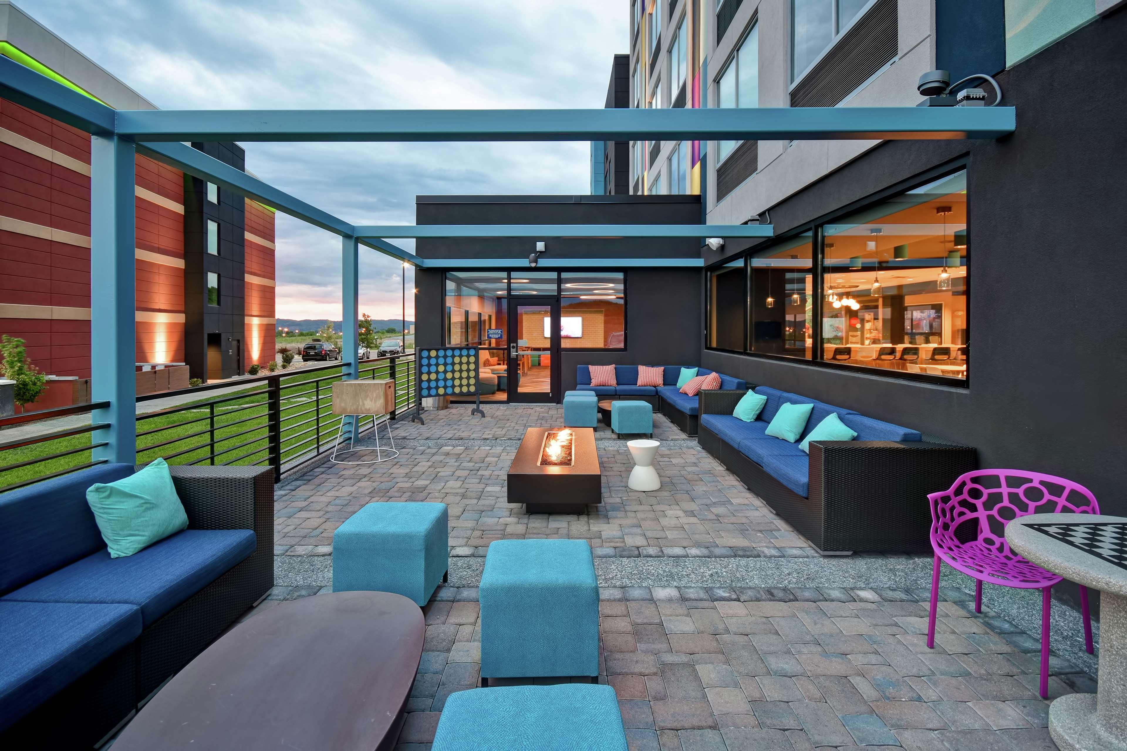 Tru By Hilton Pigeon Forge Hotel Exterior photo