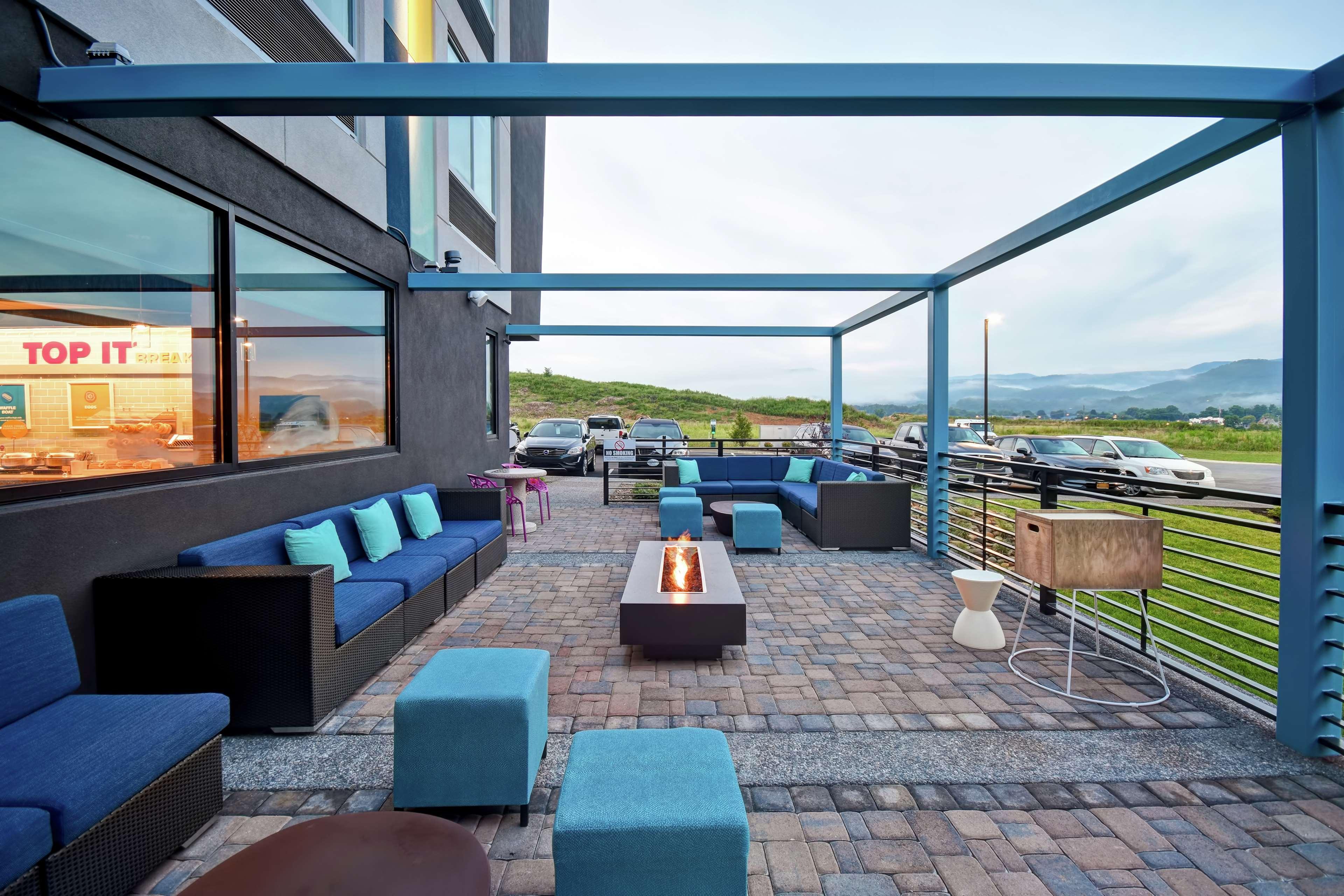 Tru By Hilton Pigeon Forge Hotel Exterior photo
