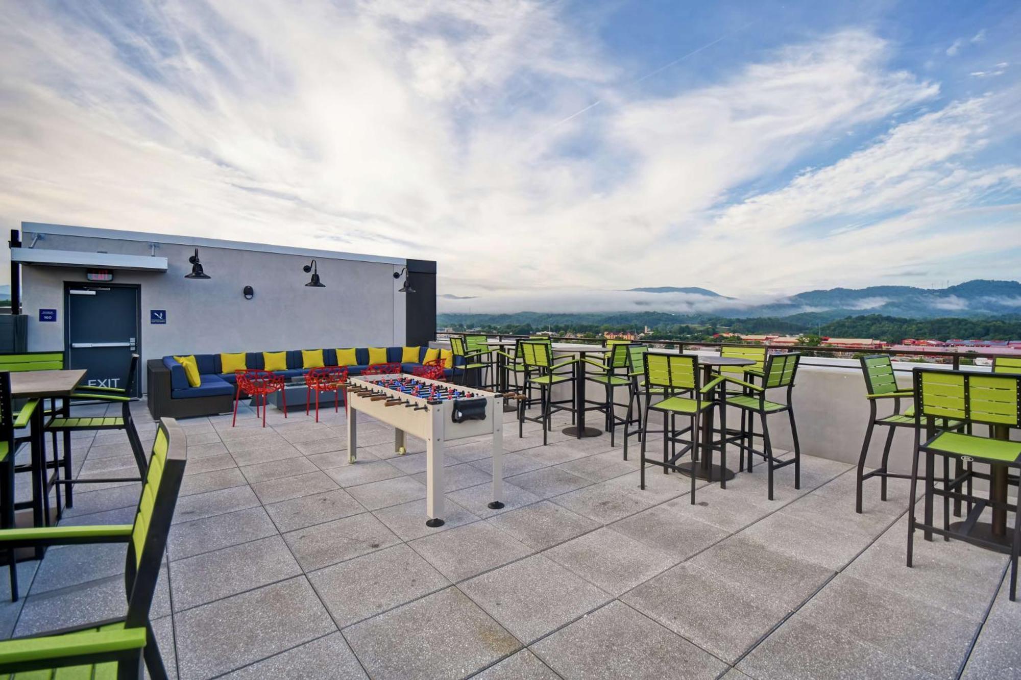 Tru By Hilton Pigeon Forge Hotel Exterior photo