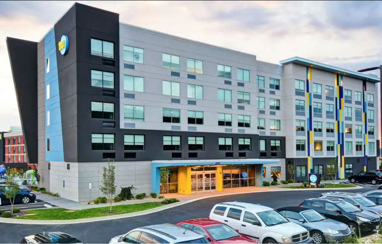 Tru By Hilton Pigeon Forge Hotel Exterior photo